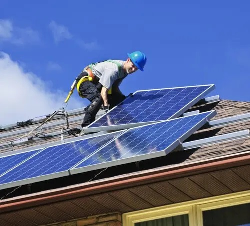 Can hail damage solar panels